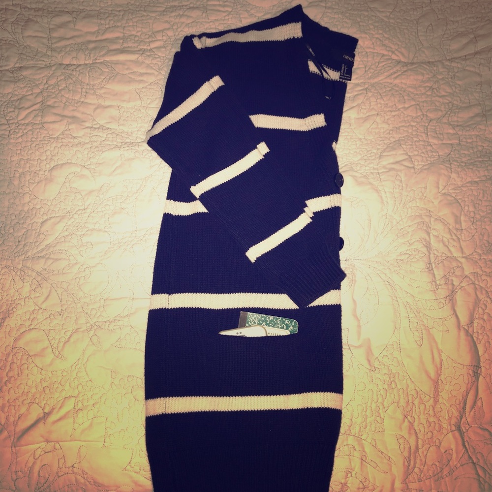 Forever 21 US Navy Blue/White Knit Cardigan